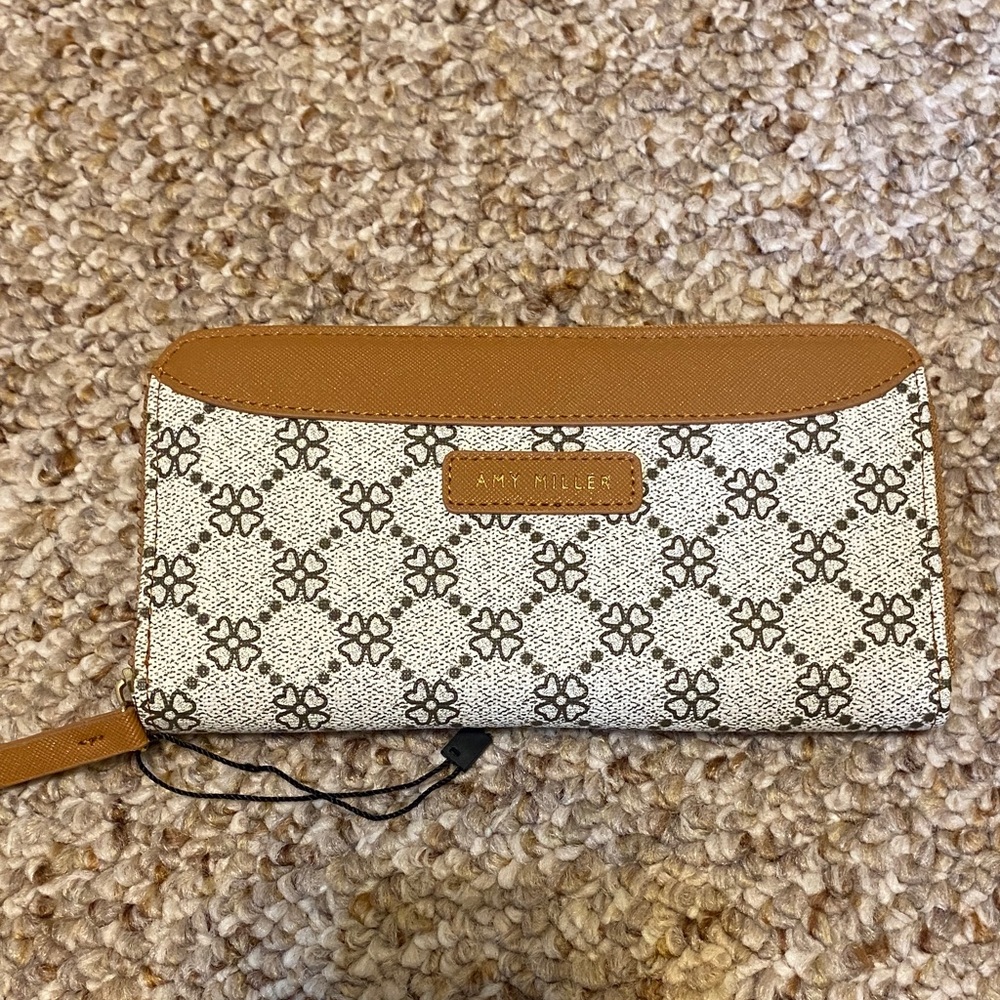 Amy Miller Tan Floral Print Zip Wallet